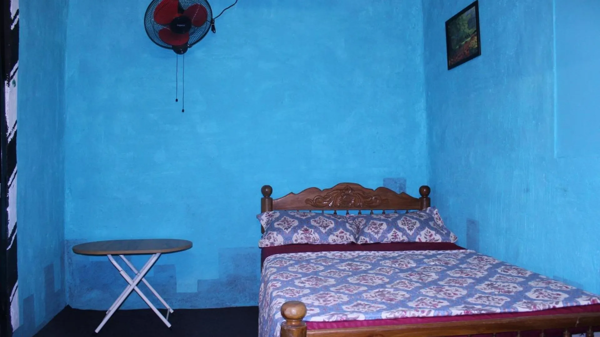 Munnar Kudil Resto Cafe Family Room Anaviratty India
