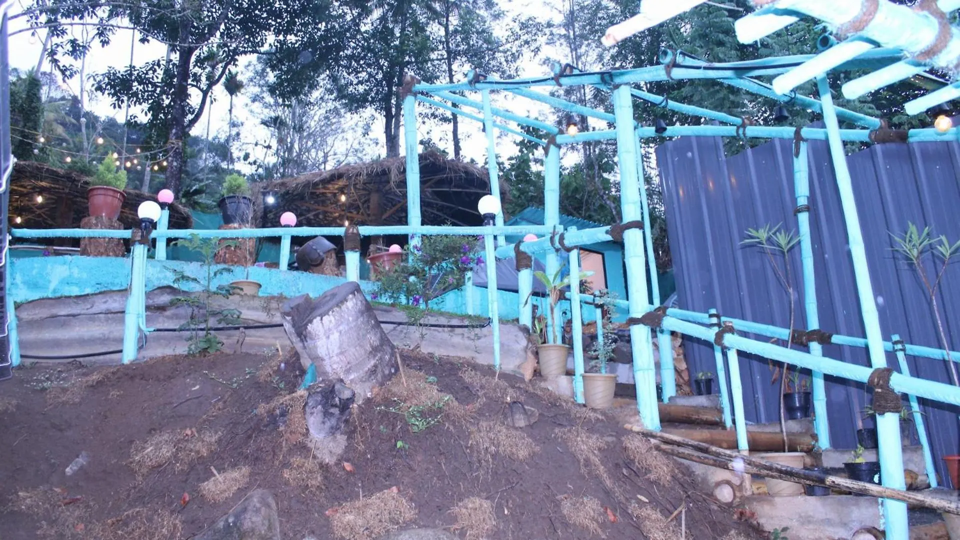 Munnar Kudil Resto Cafe Family Room Anaviratty