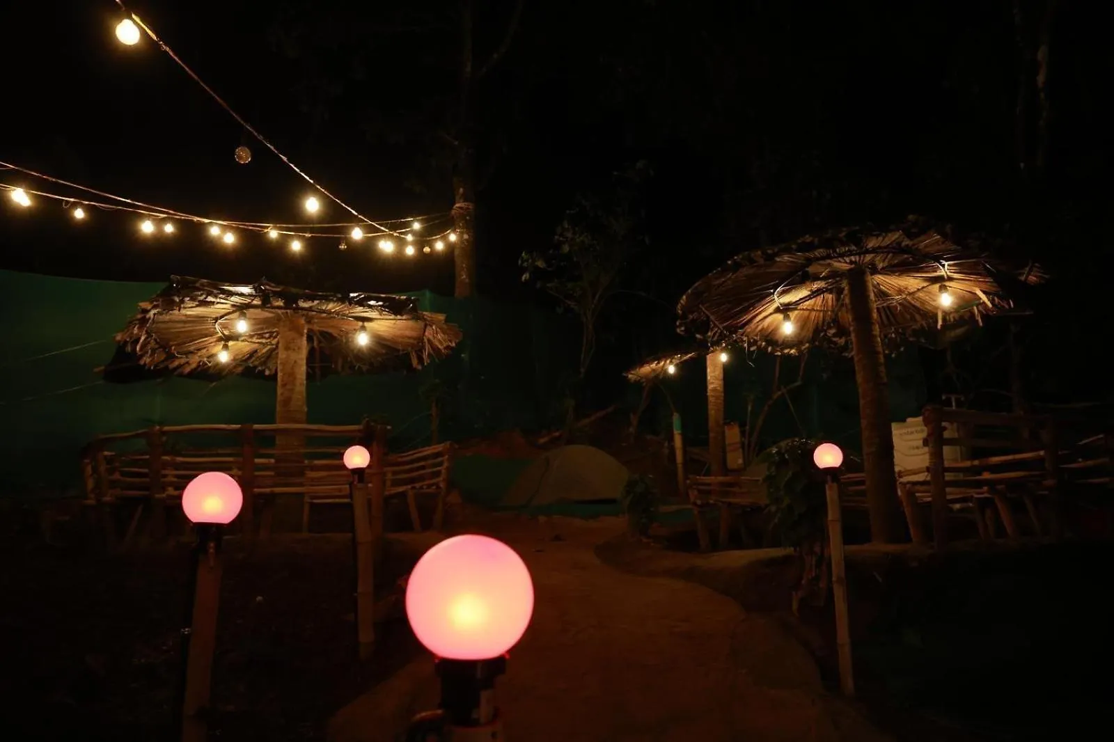 Munnar Kudil Resto Cafe Family Room Anaviratty